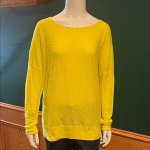 Vince Neon Yellow Scoop Neck Pull-Over Textured Sweater.